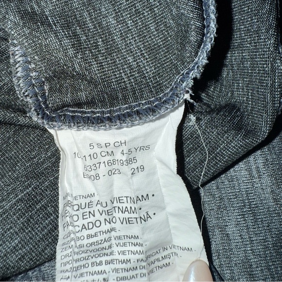 Boys Nike DriFit short sleeve shirt and short set size 5 (Small) - Picture 6 of 10